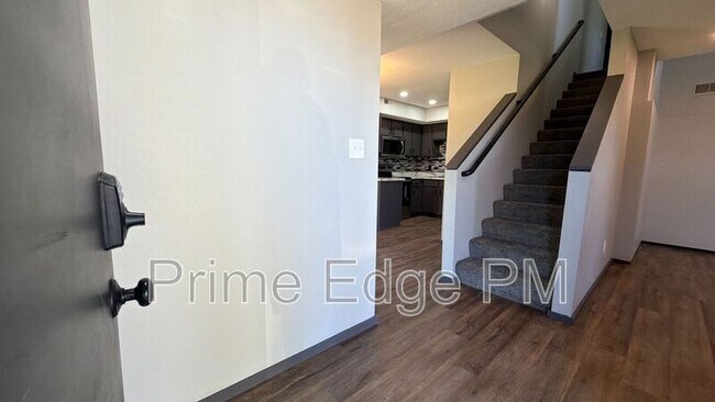 Foto del edificio - 1741 Ridgehaven Ct