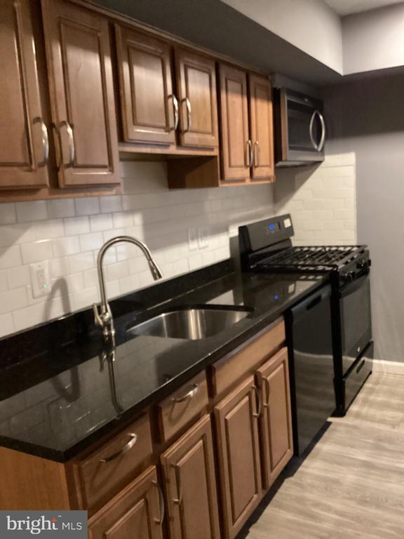 Foto del edificio - 5005 D St SE
