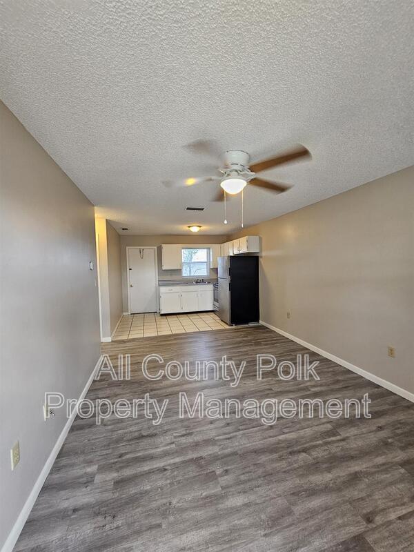 Foto del edificio - 455 Buck Moore Rd