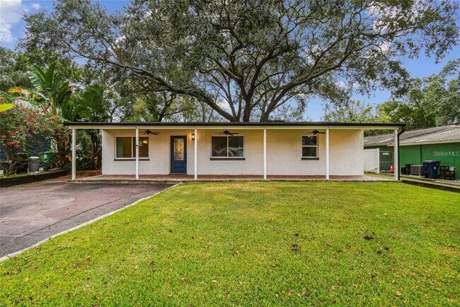 Building Photo - 1717 W Eldred Dr