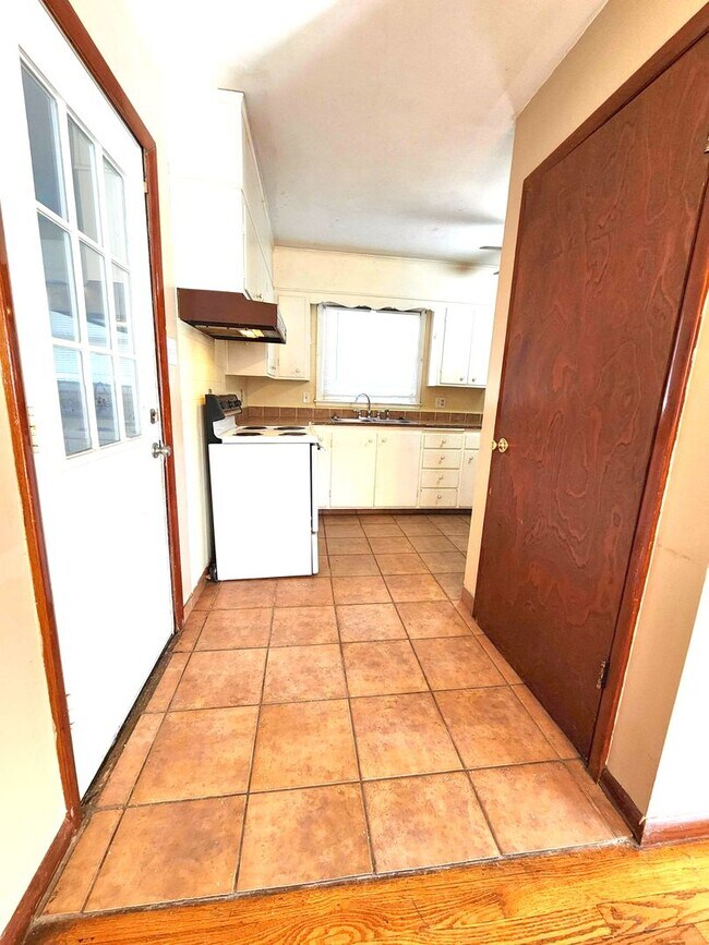 Foto del edificio - 3612 SW Kerry Ave