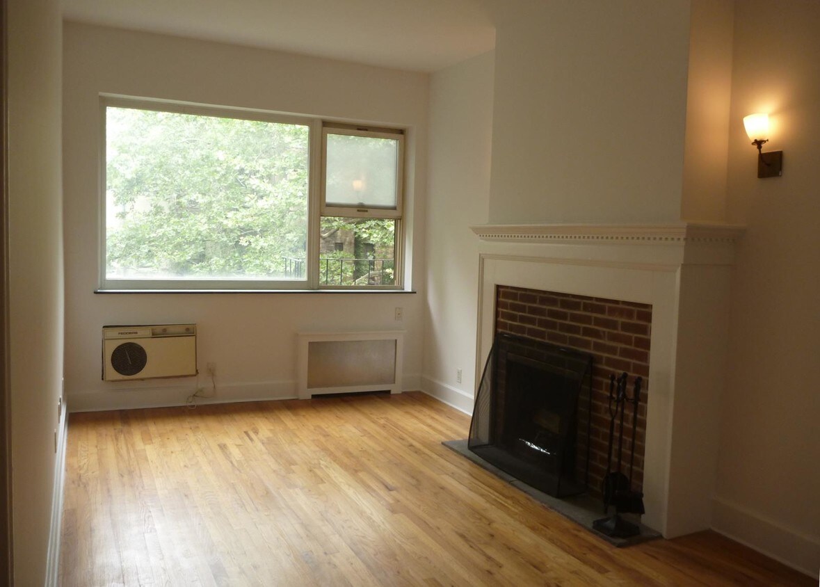 Foto principal - 327 East 52nd Street