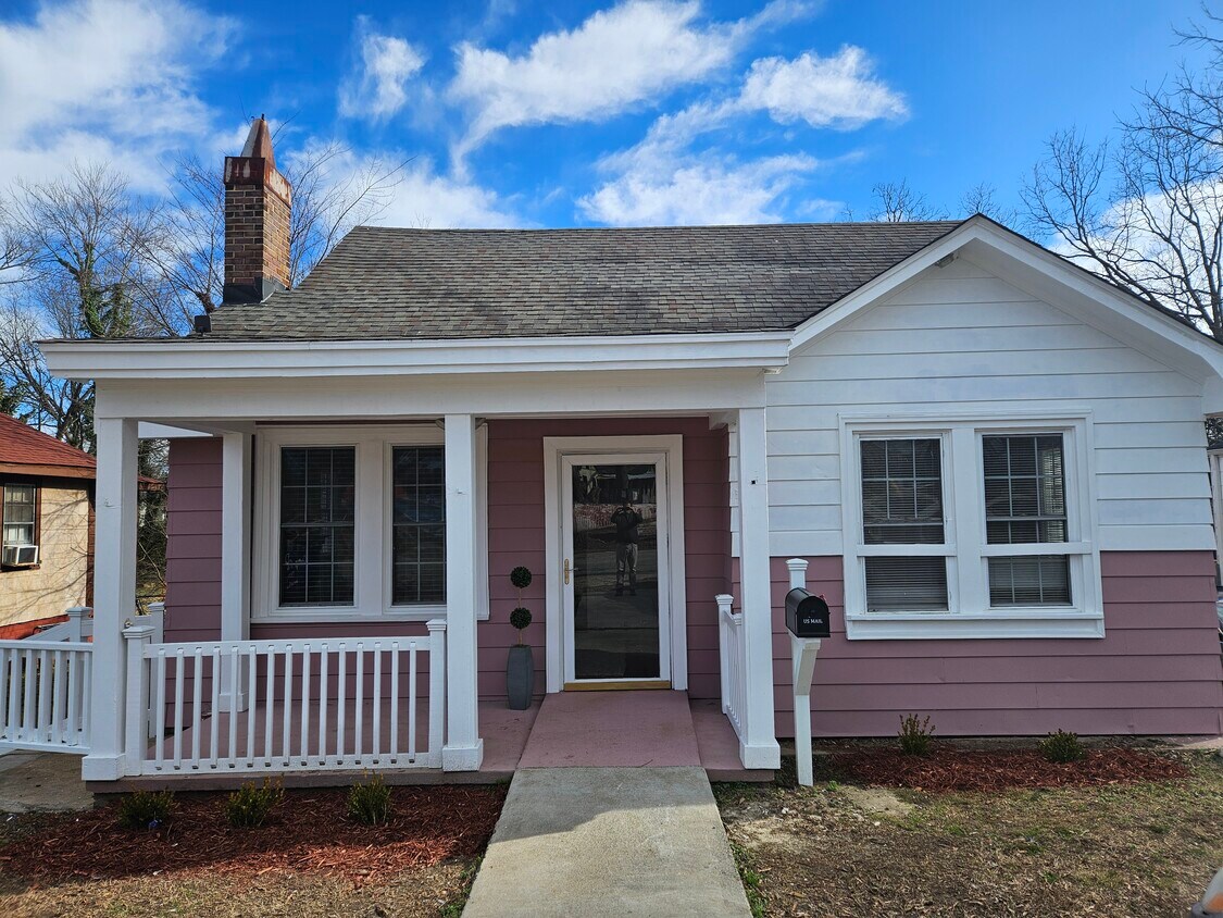 Foto principal - 1307 Lake Wheeler Rd