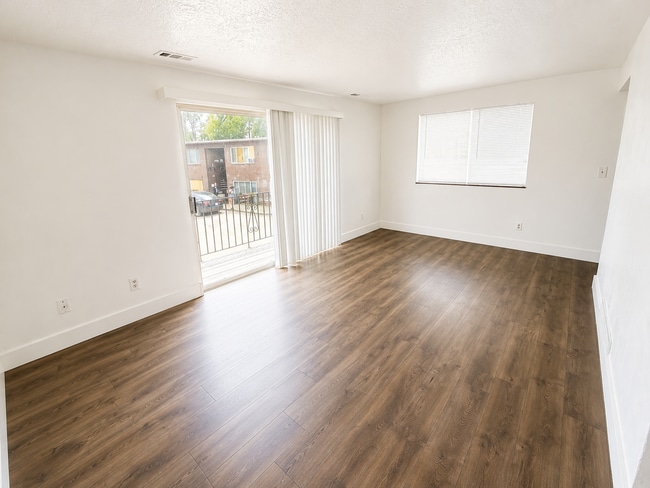 Photo - 752 Irving St Apartment