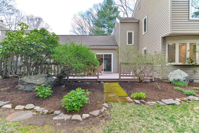 Photo - 10 Fox Hollow Townhome