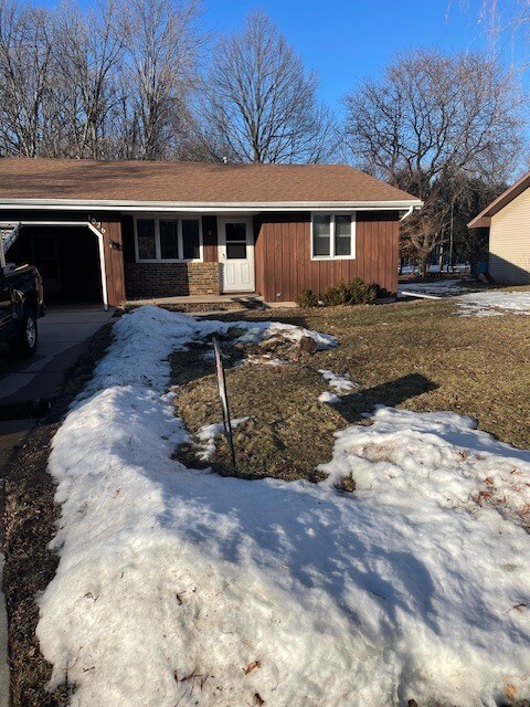 Building Photo - 1026 Stardust Dr