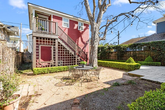Photo - 1524 Columbia St House