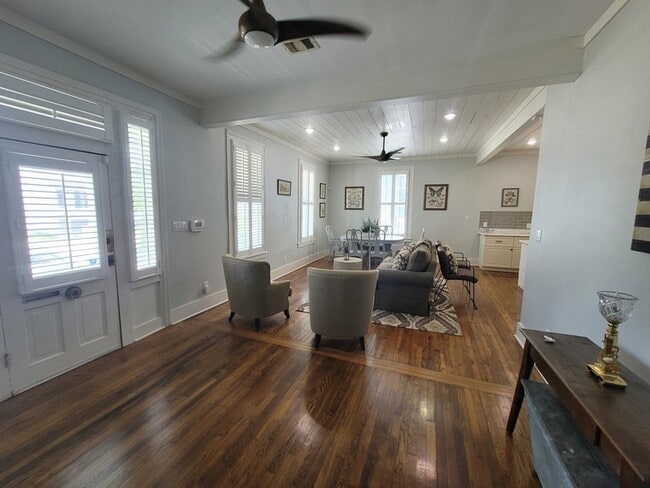 Foto del edificio - 1409 Moody Ave