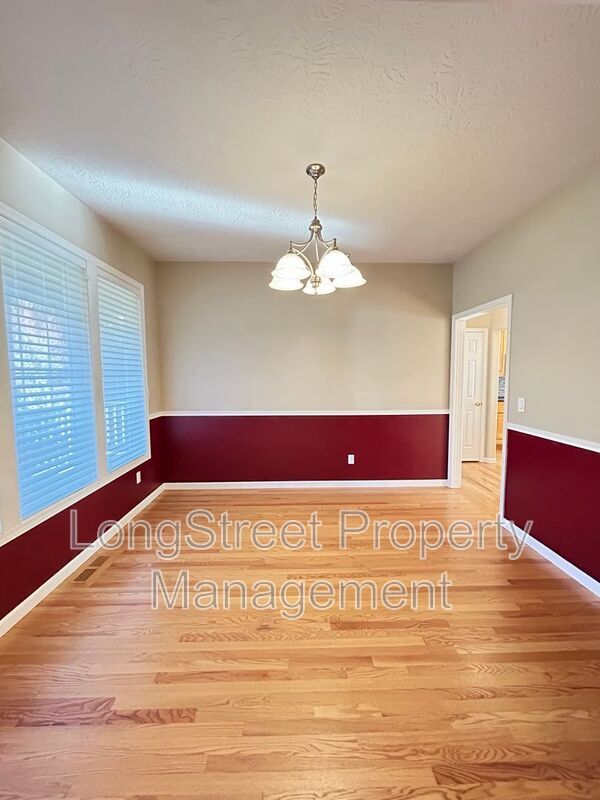 Foto del edificio - 852 Marilyn Dr