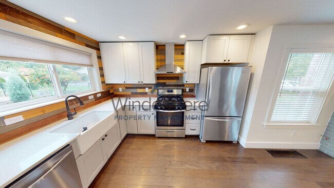 Foto del edificio - 1346 Bonsella St