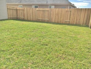 Building Photo - 5507 Paiges Way