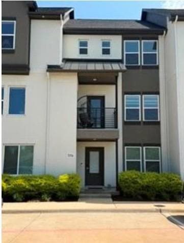 Building Photo - 3316 Santee St