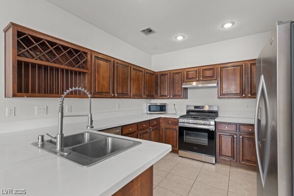 Foto del edificio - 5716 Athinas St