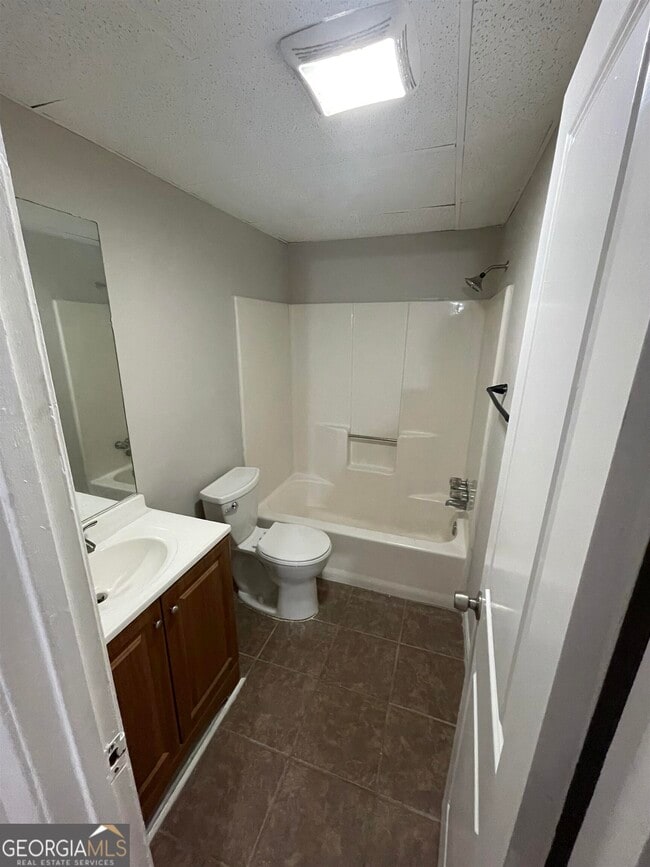 Building Photo - 4509 Coopers Creek Cir SE