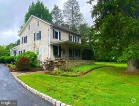Building Photo - 426 Dowlin Forge Rd