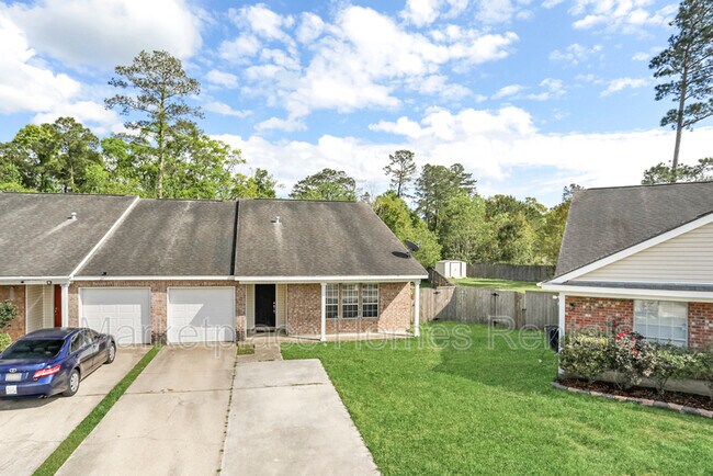 Building Photo - 1004 Clairise Ct