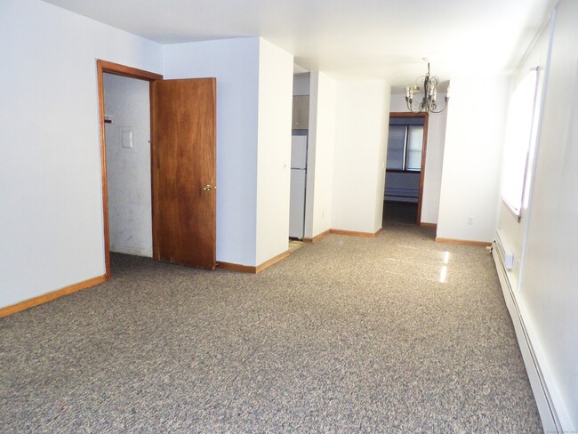 Building Photo - 44 Georgiana St