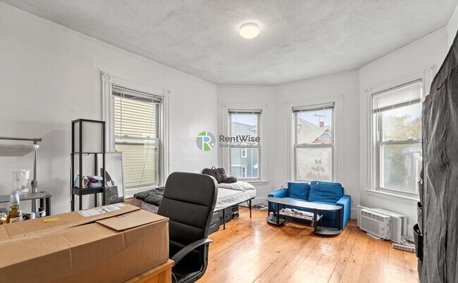 Foto del edificio - 78 Hillside St