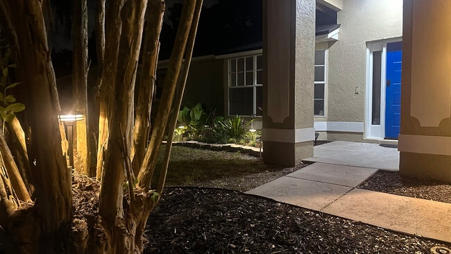 Building Photo - 11728 Spanish Lake Dr