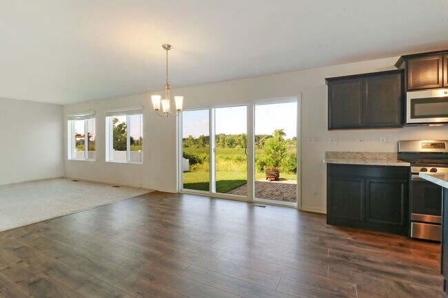 Building Photo - 1224 Viola Ln