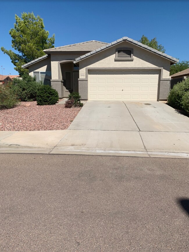 Great Location! Corner Lot 2 Bed/2 Bath Ho... - Great Location! Corner Lot 2 Bed/2 Bath Ho... House
