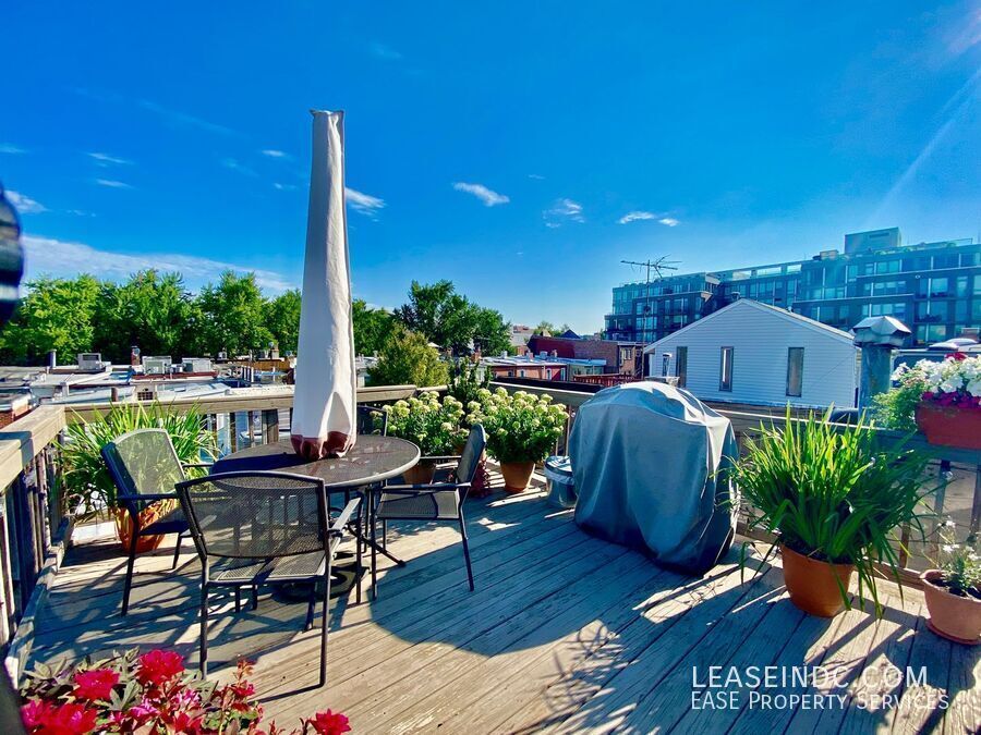Primary Photo - 1433 S Street NW-#3