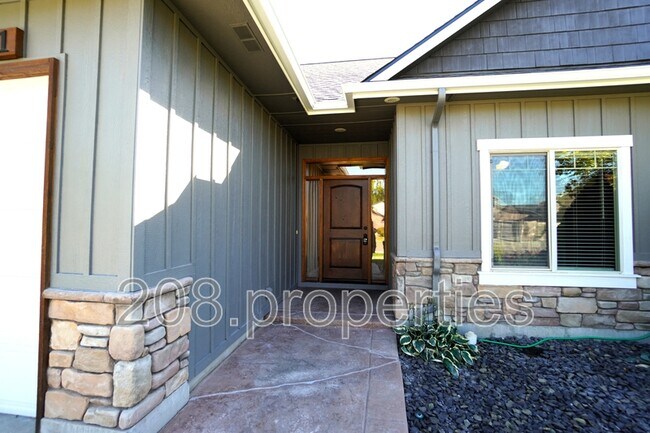 Foto del edificio - 1921 W Aspen Creek Dr