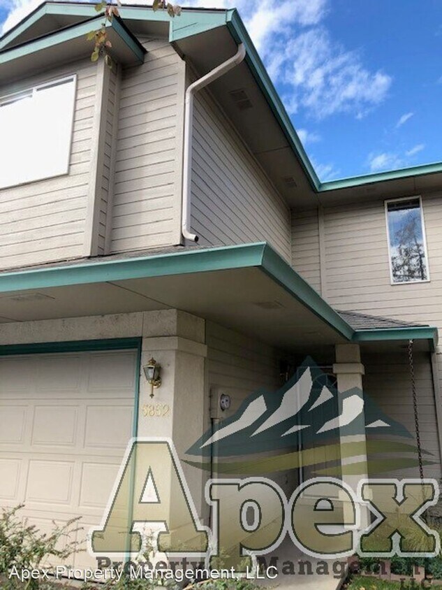 Foto principal - 3 br, 2.5 bath House - 5852 N Cobbler Ln