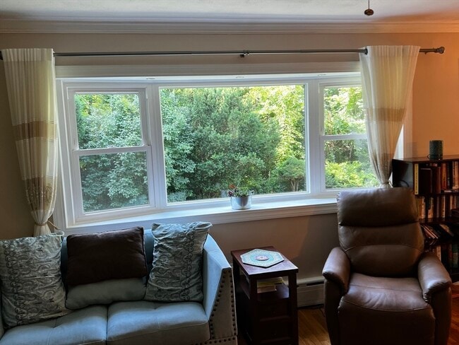 Foto del edificio - 169 Colburn St