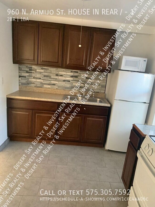 Foto del edificio - 960 N Armijo St