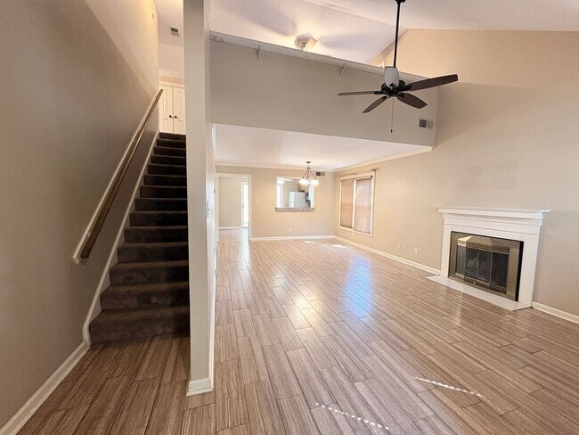 Foto del edificio - 2634 Bay Pointe Cir W