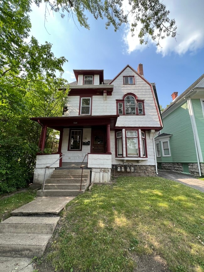 Building Photo - 568 Bird Ave
