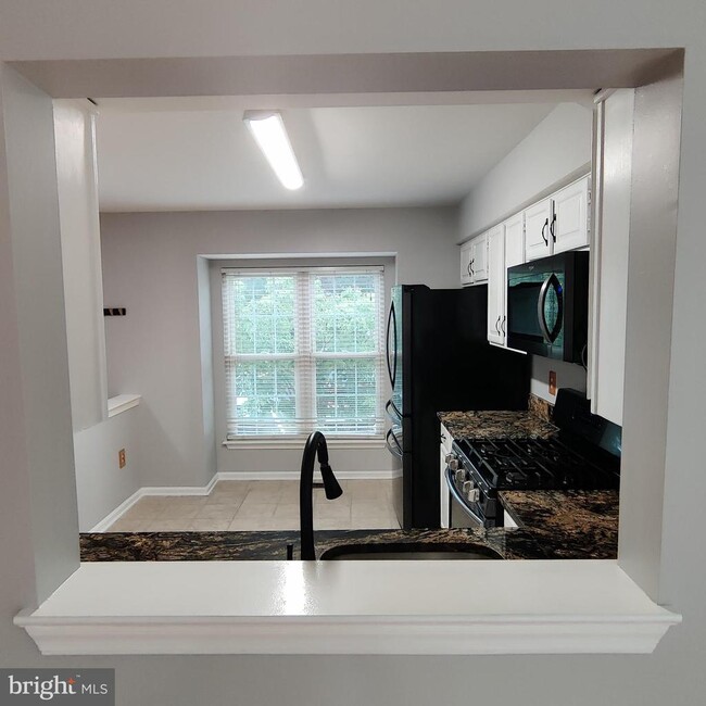 Building Photo - 14608 Thera Way
