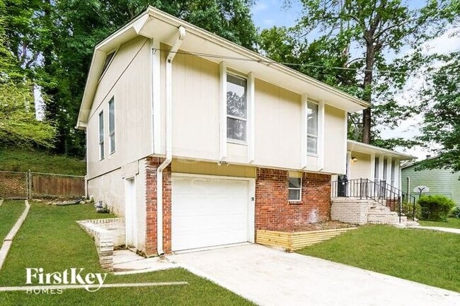 Building Photo - 5207 Paramont Dr