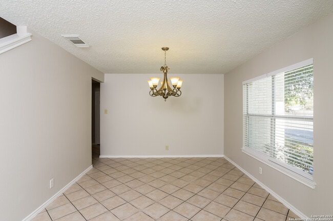 Building Photo - 9114 Bowen Dr