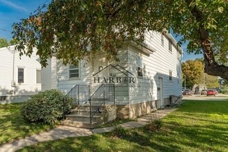 Building Photo - 23 8th St NW