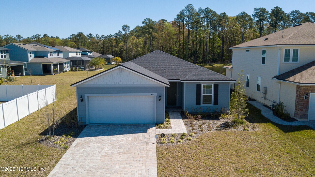 Foto principal - 436 Cedar Preserve Ln