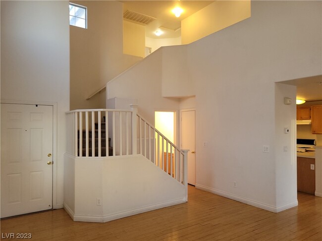 Foto del edificio - 1417 Orchard Valley Dr