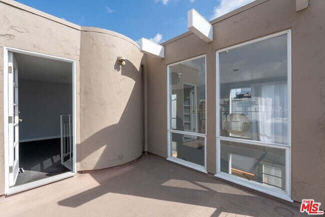 Foto del edificio - 110 Fleet St