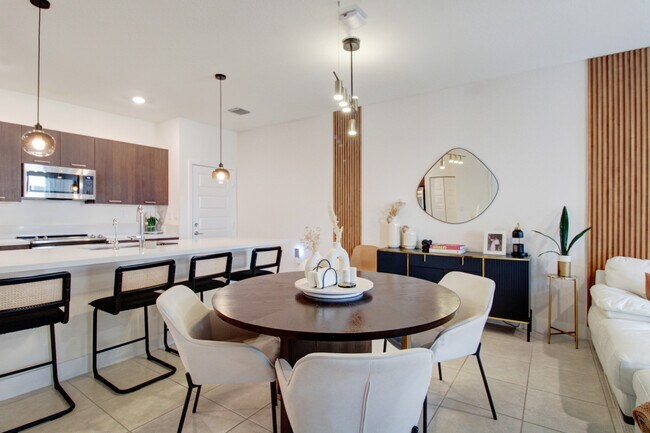Foto del edificio - 4656 NW 83rd Path