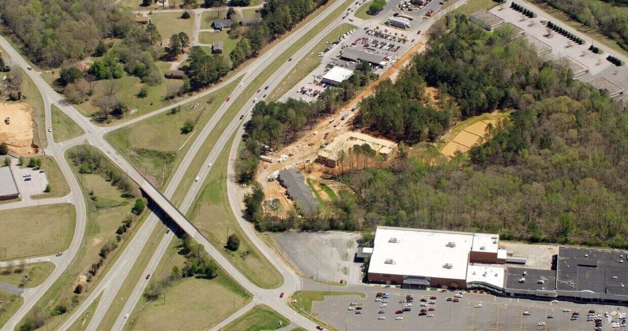 Aerial Photo - Oakleaf Senior Residences