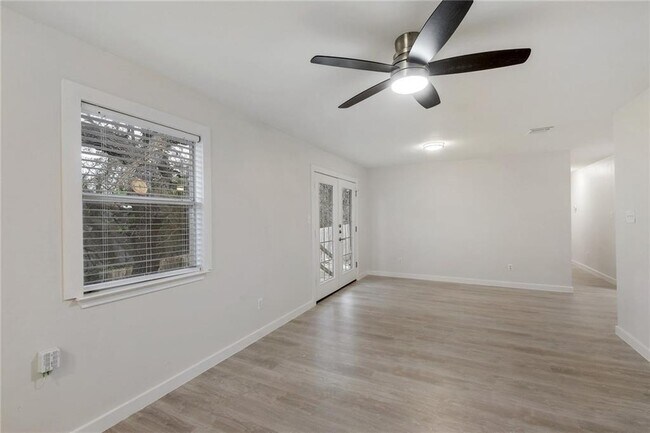 Foto del edificio - 15209 Sun-Bird Ln