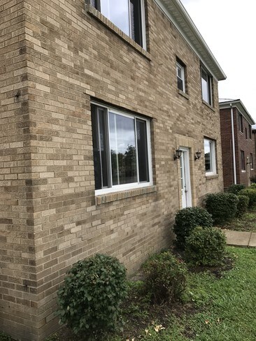Building Photo - 2035 Abbott Rd