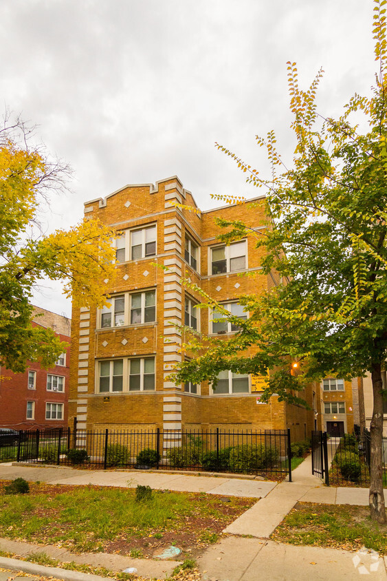 Building Photo - 3608 W Douglas Blvd