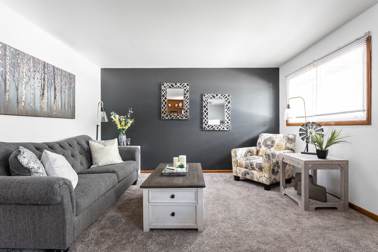 Foto principal - Meadow Park Apartments | Specials Available!