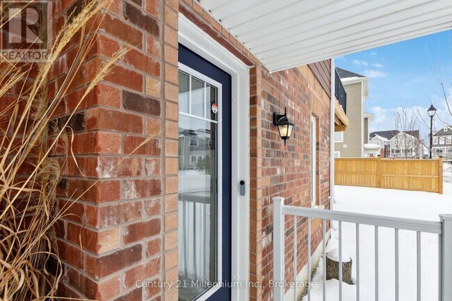 Photo du bâtiment - 33 Dunes Dr