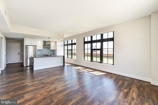 Building Photo - 901 H St NE