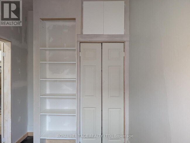 Photo du bâtiment - 75 Charles St