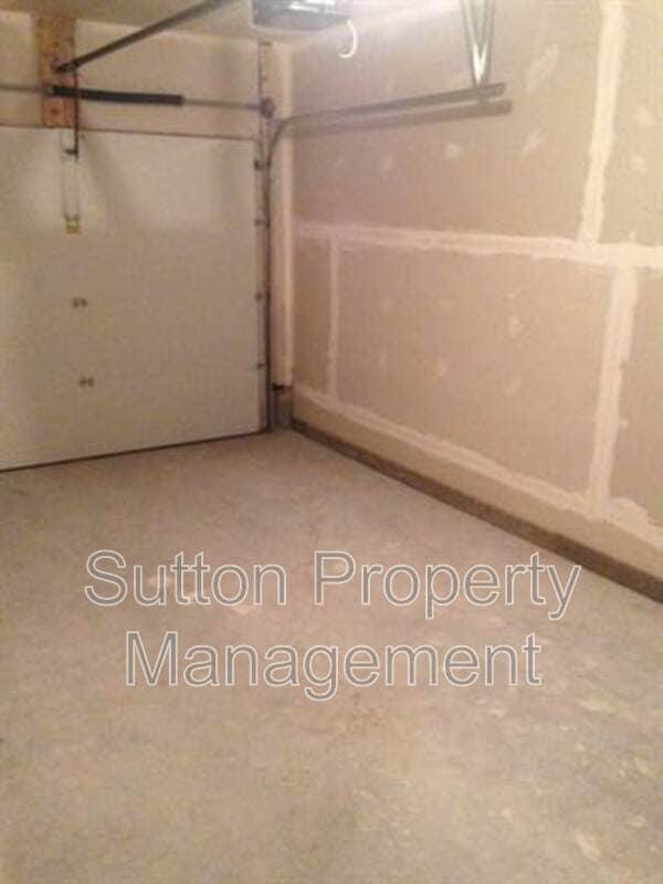 Photo du bâtiment - 9806-9889 StUnit BKey 149