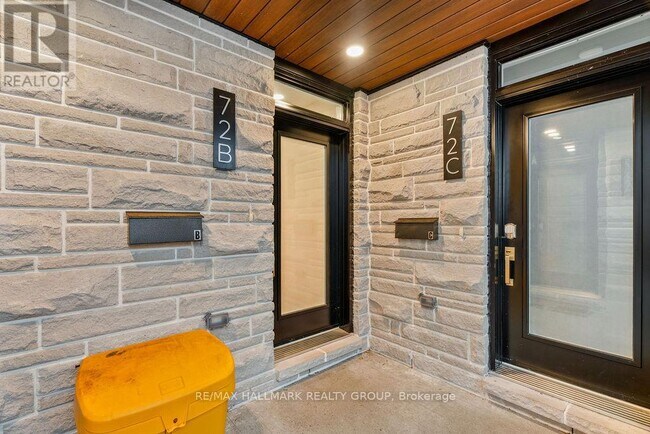 Photo du bâtiment - 72 Armstrong St